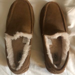 Mens Ugg Slippers- New Without Box